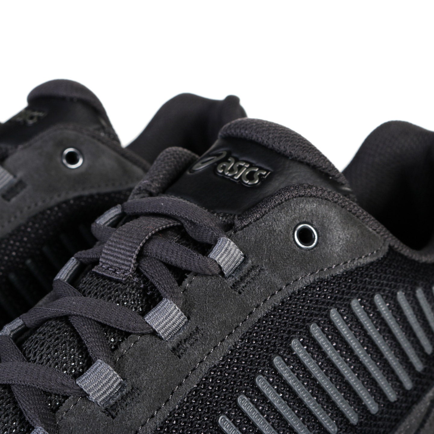 ASICS GEL-QUANTUM 360 I AMP BLACK / GRAPHITE GREY