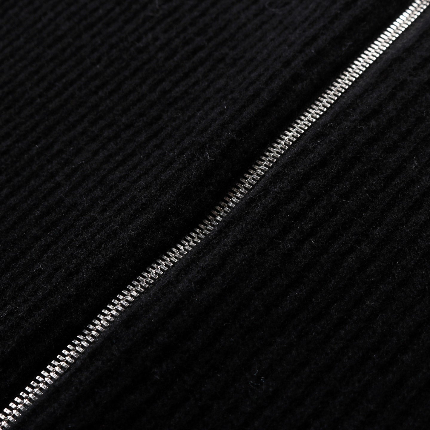 A KIND OF GUISE ZAYA ZIP JACKET BLACK