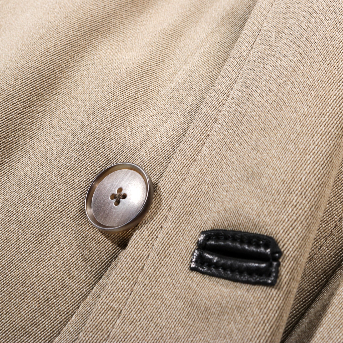 AURALEE REVERSIBLE WOOL TWISTED TWILL SHEEP LEATHER HALF COAT KHAKI BEIGE CHAMBRAY X BLACK