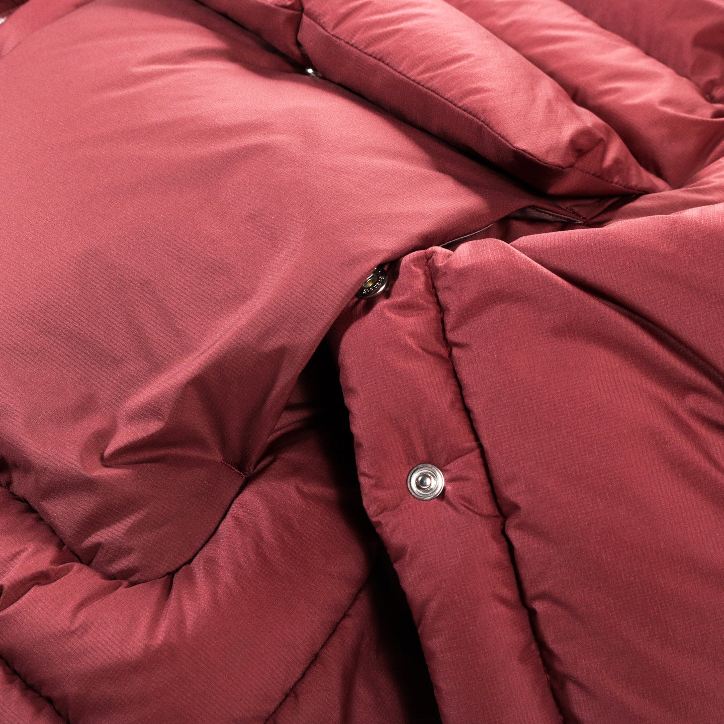 AURALEE SUPER LIGHT NYLON RIPSTOP DOWN BLOUSON BURGUNDY