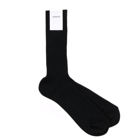 AURALEE GIZA HIGH GAUGE SOCKS BLACK