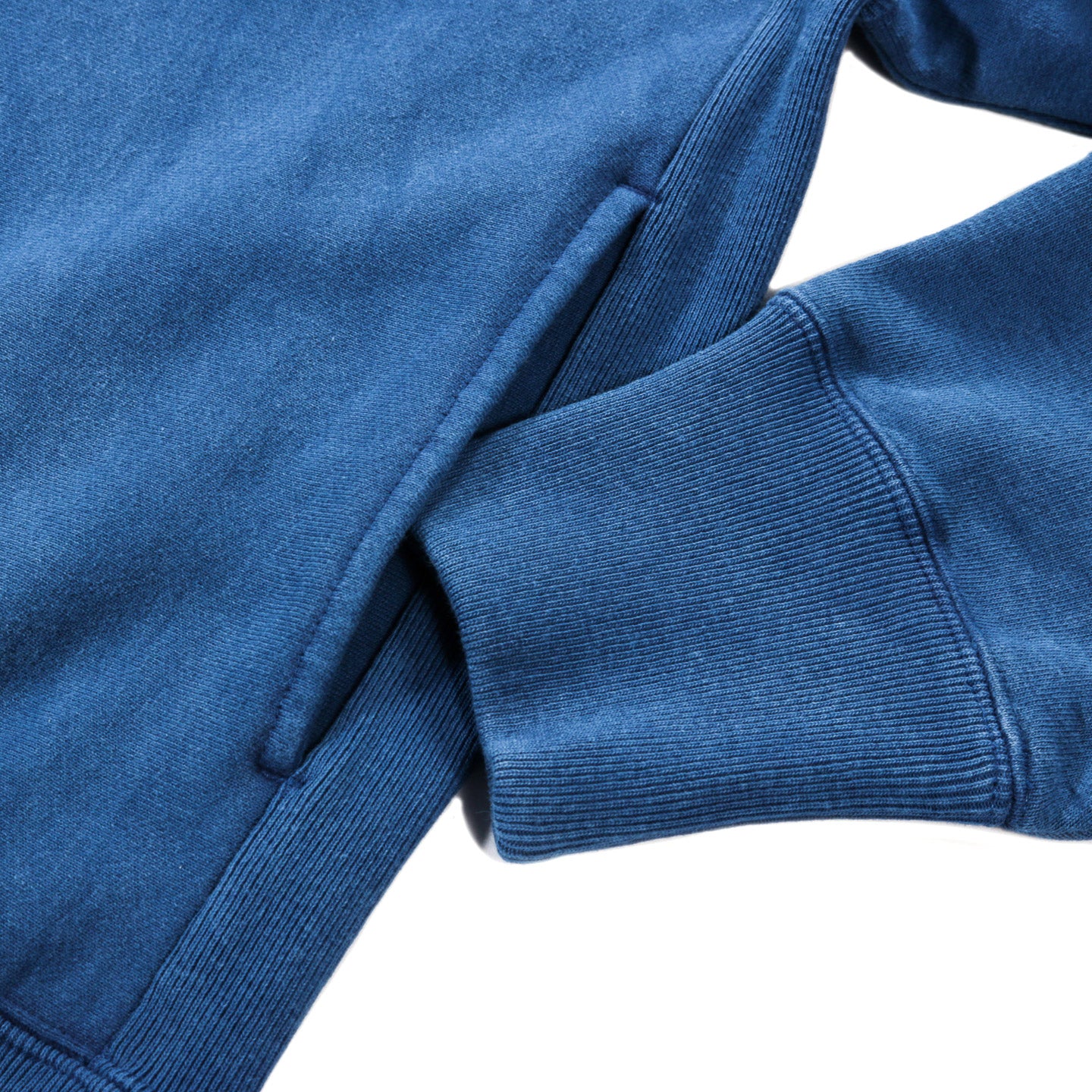 BLUE BLUE JAPAN HAND DYED INDIGO CREW NECK SWEATSHIRT BLUE