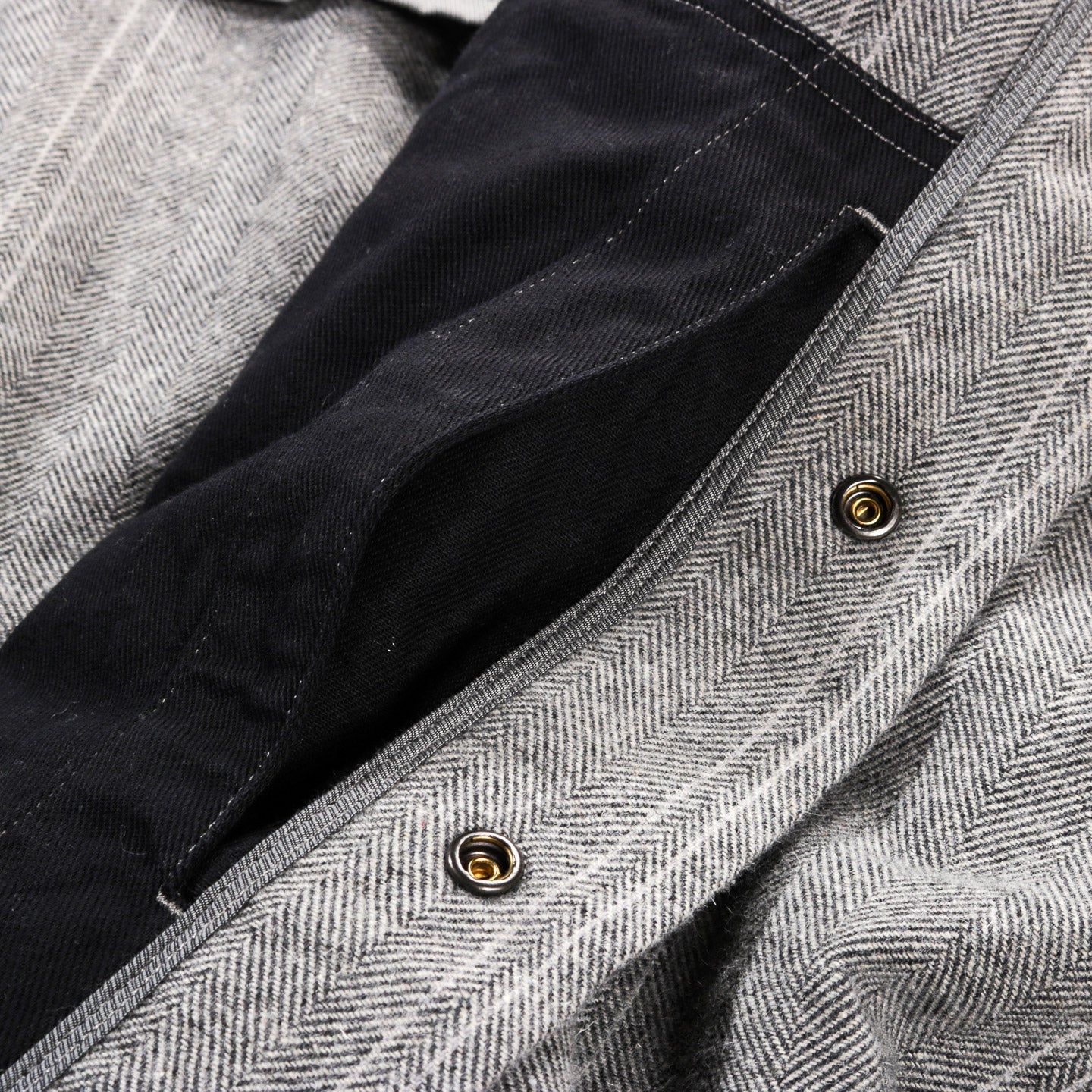 ENGINEERED GARMENTS CPO SHIRT JACKET LT. GREY WOOL STRIPED HB