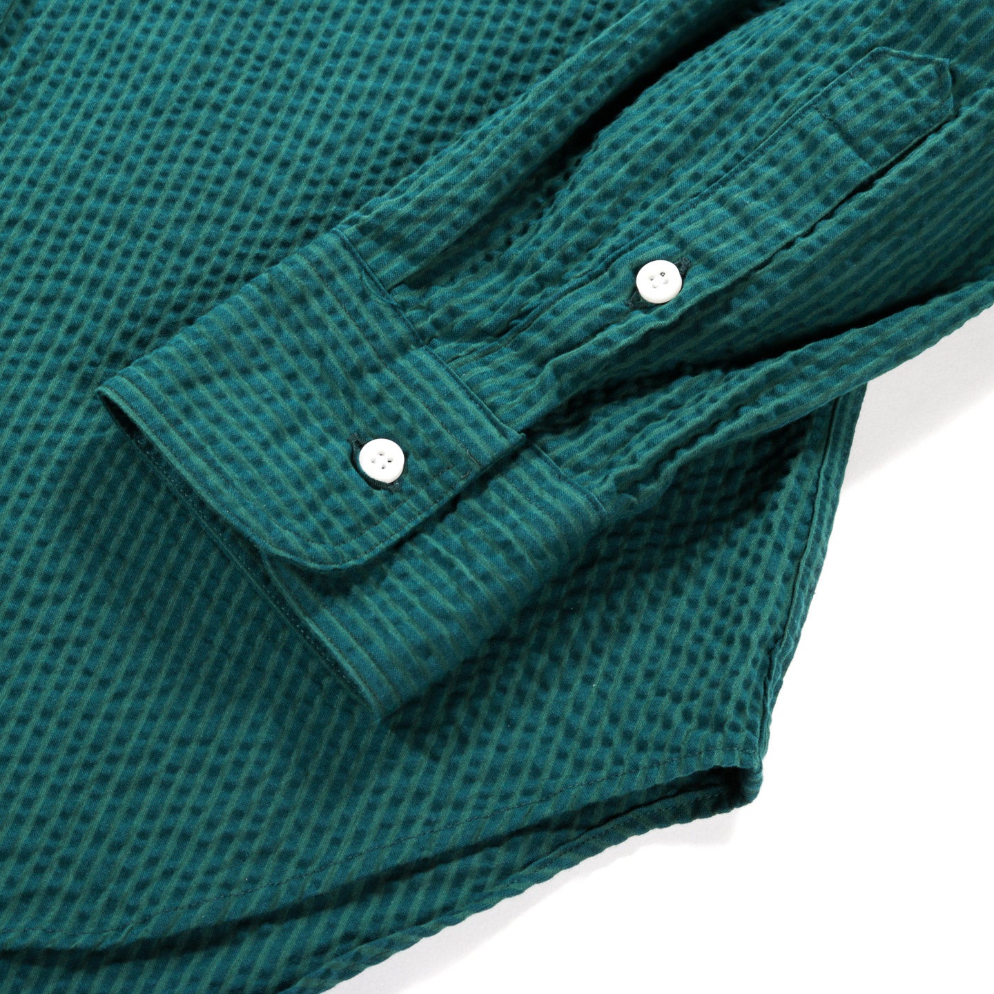 GITMAN VINTAGE BUTTON DOWN JUNEBUG GREEN SEERSUCKER
