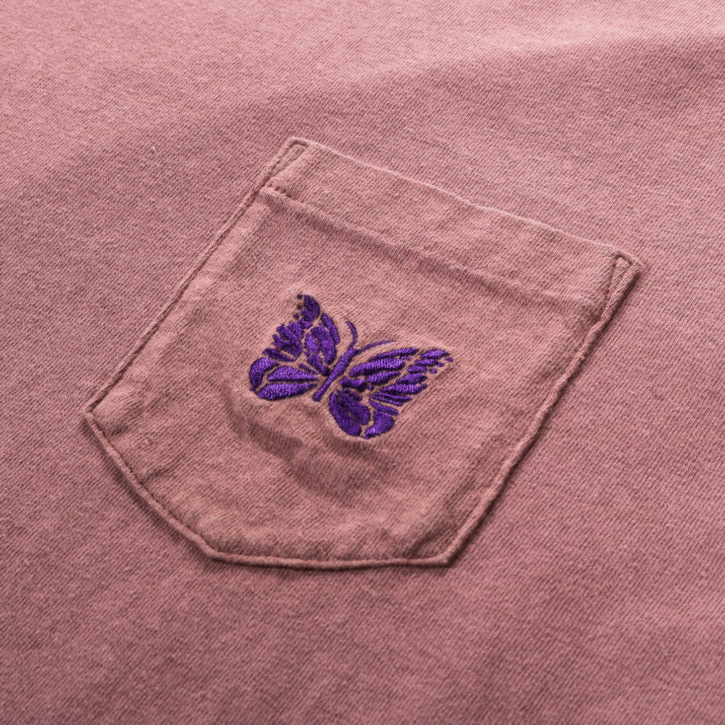 NEEDLES S/S POCKET TEE COTTON JERSEY SALMON