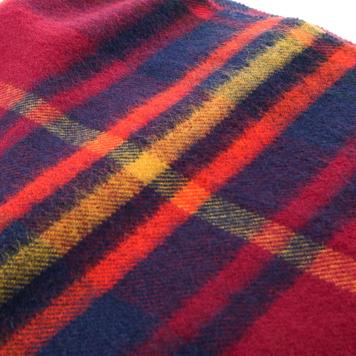 NICHOLAS DALEY TARTAN LAMBSWOOL SCARF LOCHCARRON MADRAS