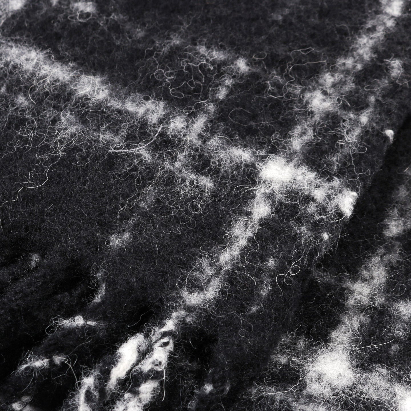 OUR LEGACY ESTATE SCARF BLACK FUZZY ALPACA CHECK