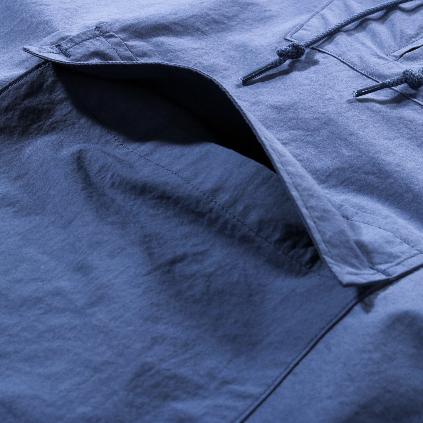 PHIGVEL MAKERS MOUNTAIN SMOCK ASH BLUE