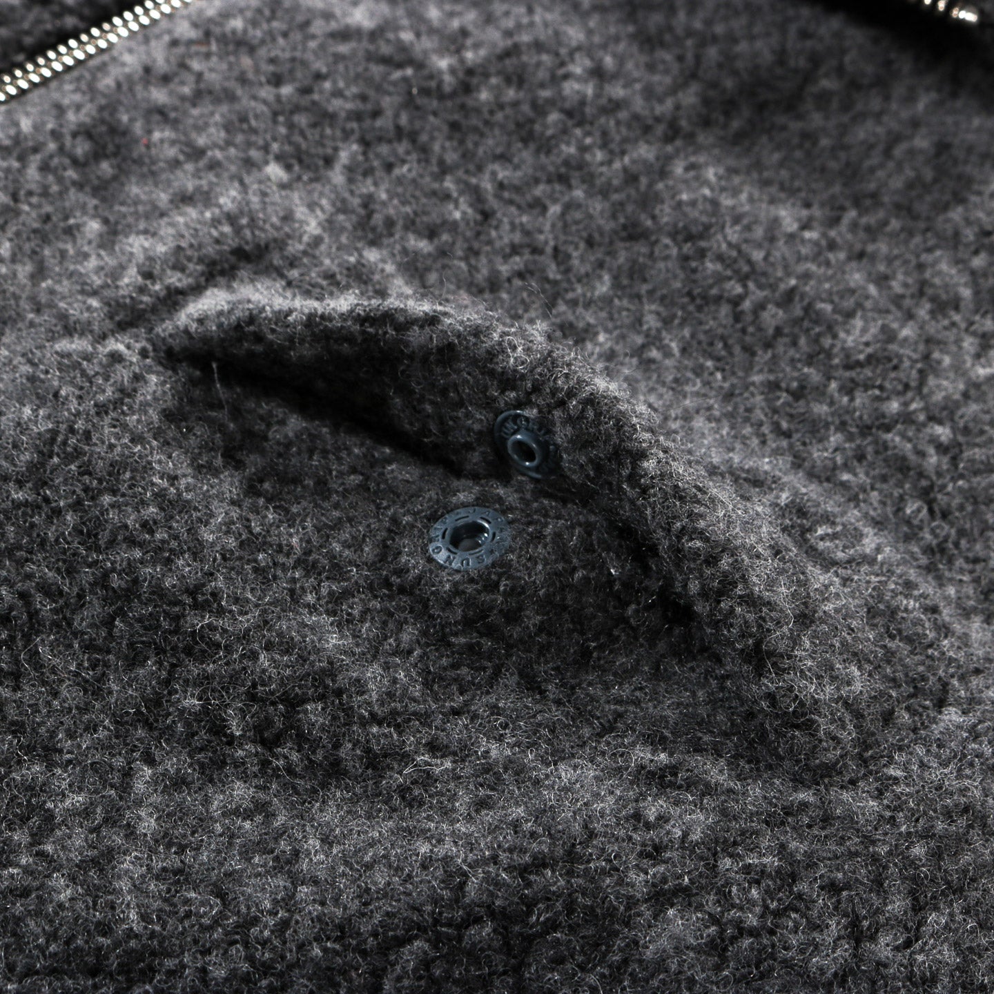 ROUGH DRAFT TRAVELER HALF ZIP DARK GREY