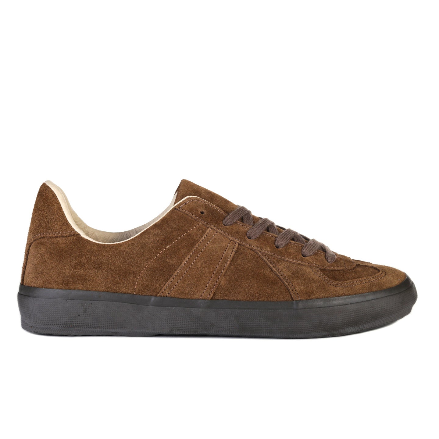 REPRODUCTION OF FOUND GERMAN MILITARY TRAINER VULC TABACCO