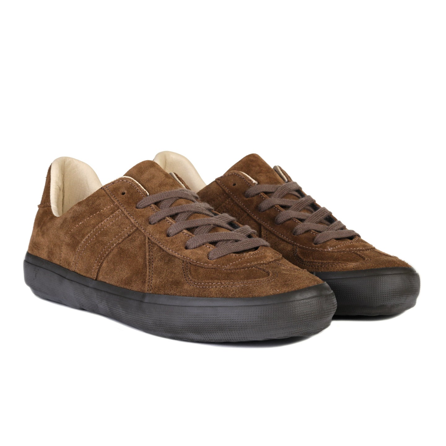 REPRODUCTION OF FOUND GERMAN MILITARY TRAINER VULC TABACCO