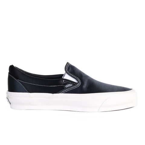 VANS PREMIUM CLASSICS SLIP-ON REISSUE 98 LX BLACK SATIN