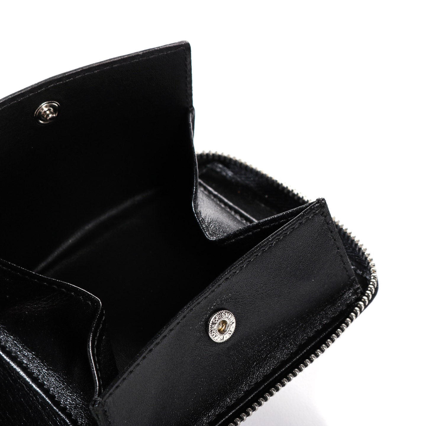 COMME DES GARCONS SA7100 SILVER EYELET ZIP WALLET BLACK