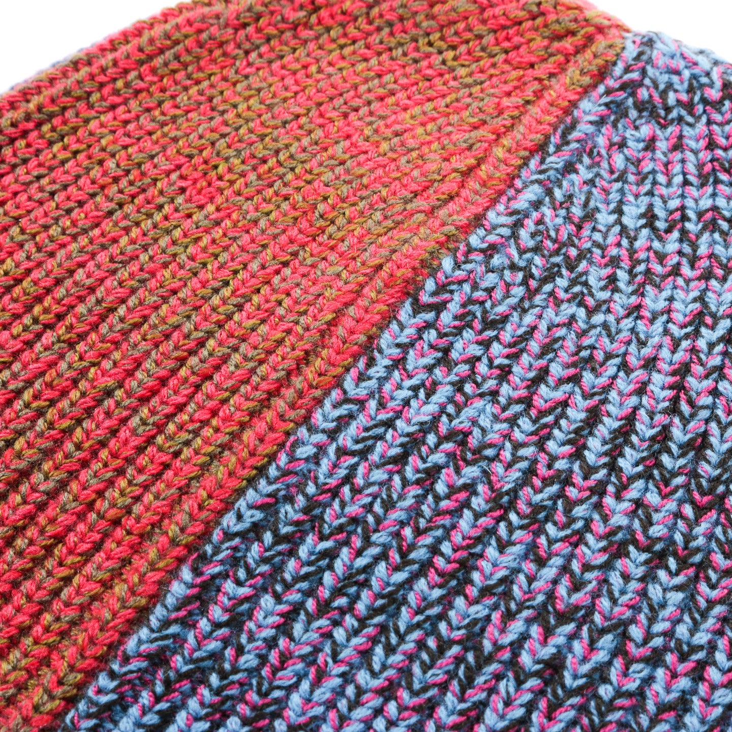 WASTE YARN PROJECT YAYA BEANIE - (A)